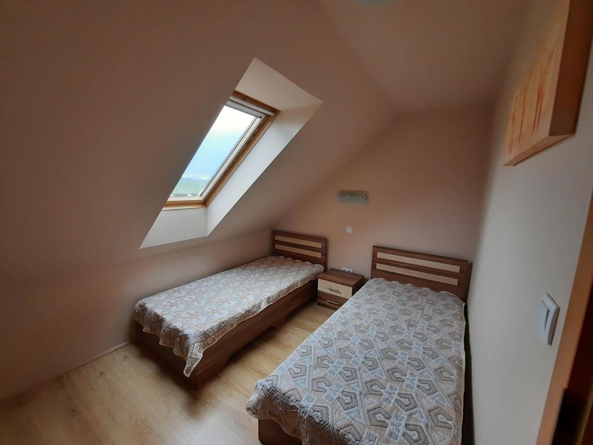 Apartament Oereghegy Vendeghaz Egerszalók Zewnętrze zdjęcie